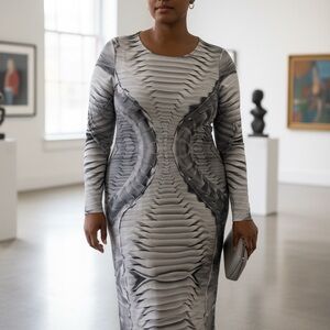 MAKING THE CUT Womens Wide Crew Neck Maxi Dress